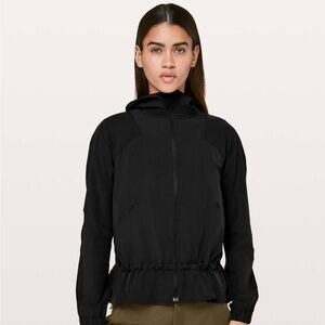 Women’s Lululemon On the Move Pack it Up Jacket Black Size 10
